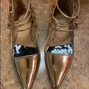 Toga Pulla shoes